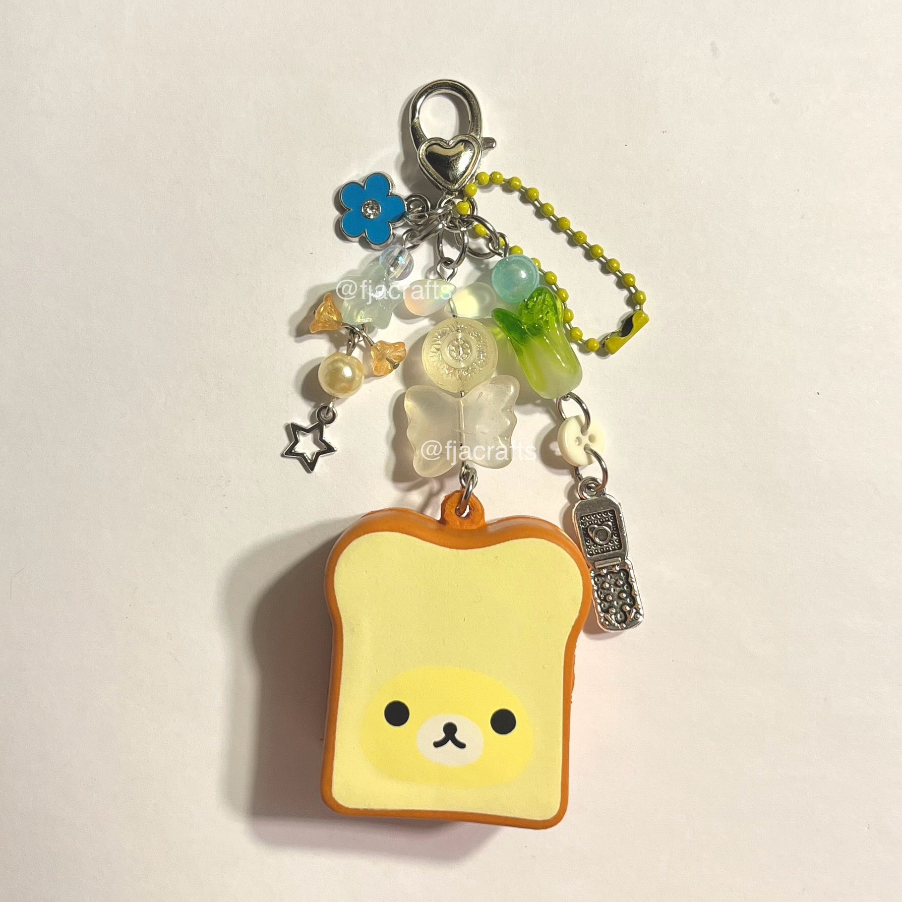 Rila Bear Cute Kawaii Beaded Clutter Squishy Keychain Bag Clip | kkuma brown bread bun yellow green frog FJA Crafts