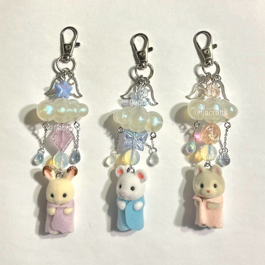 Silvan Family Cute Kawaii Beaded Clutter Keychain Bag Clip | rain, cloud, pink, purple, blue FJA Crafts